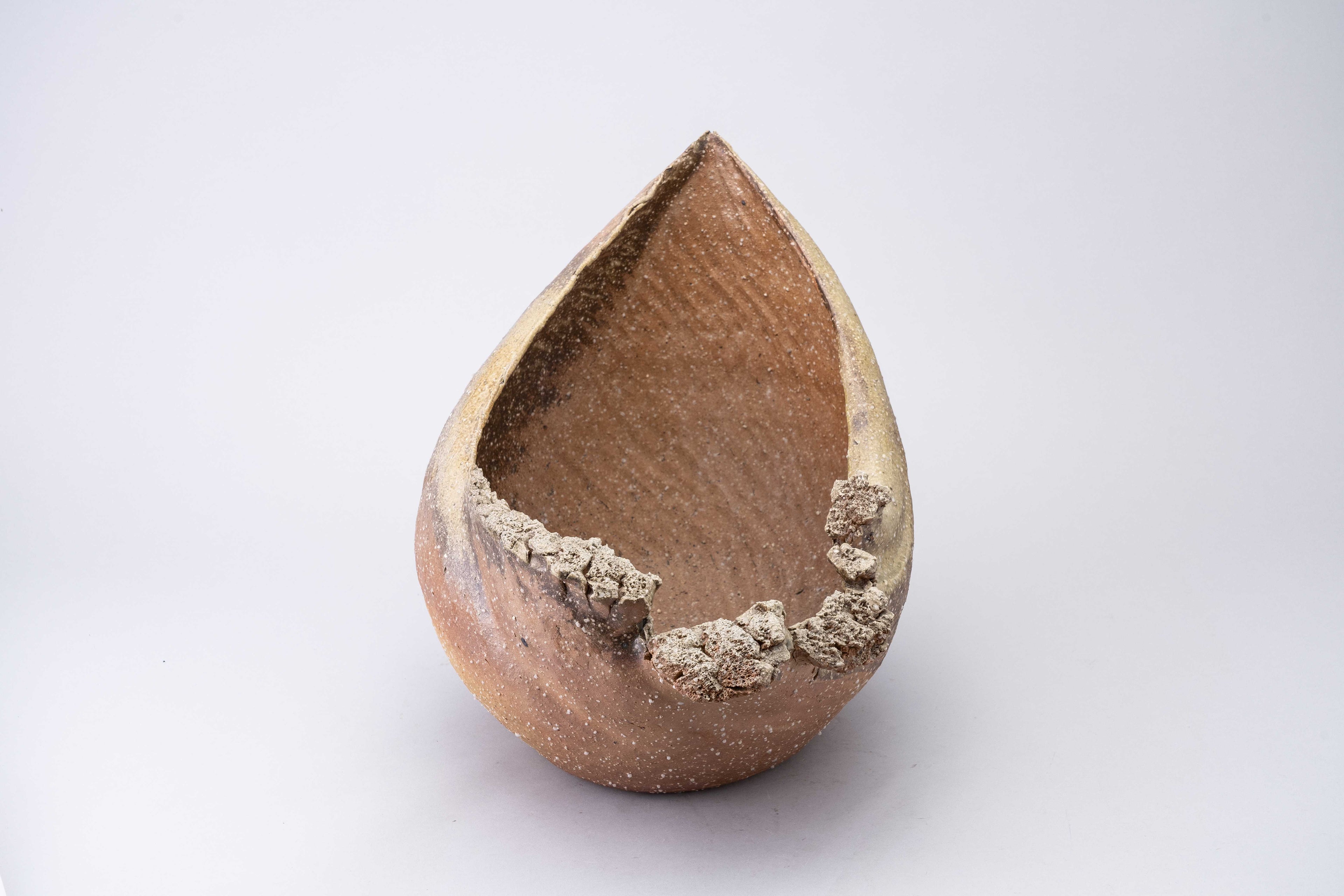 Mihō Mitoma Wood-Fired Flower Vase