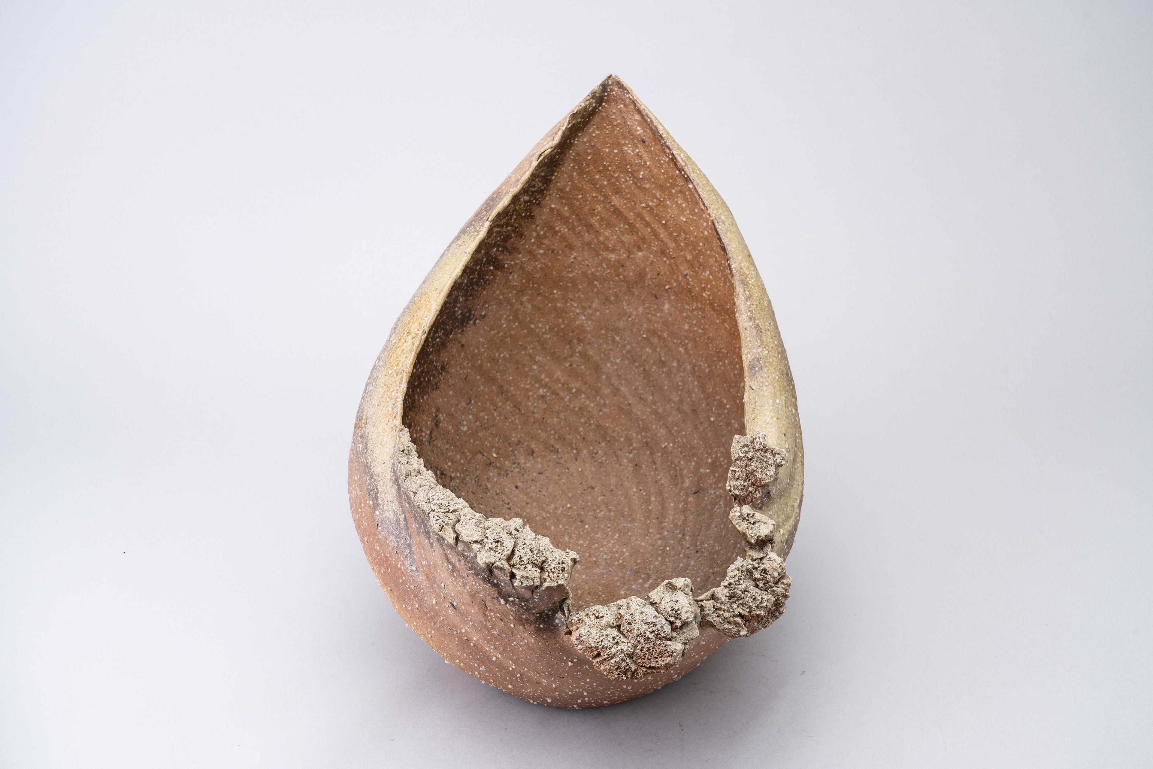 Mihō Mitoma Wood-Fired Flower Vase