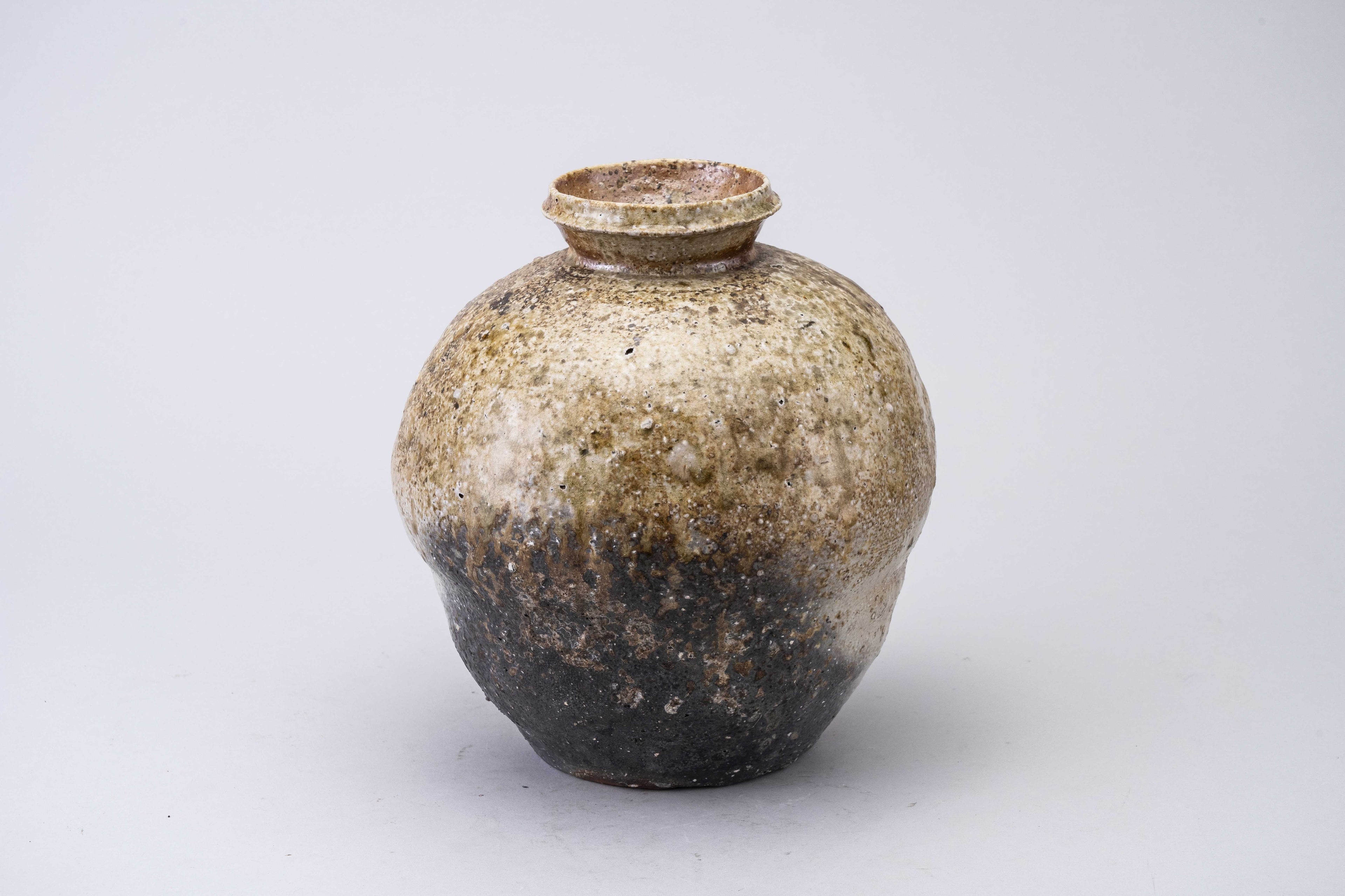 Ryuzan Yamamoto Jar